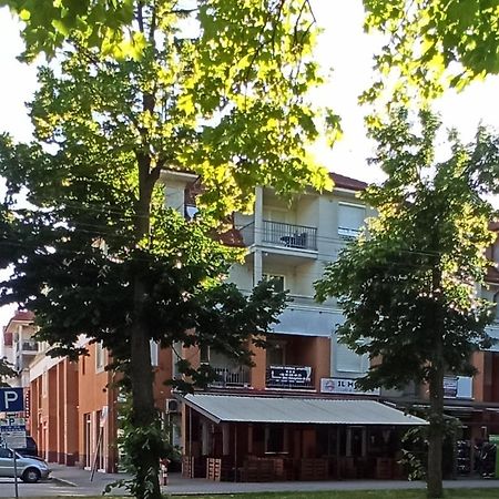 Prémium Apartman Hajdúszoboszló Exterior foto